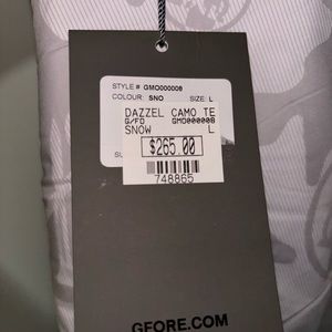 Brandnew never worn G/FORE VEST very good quality